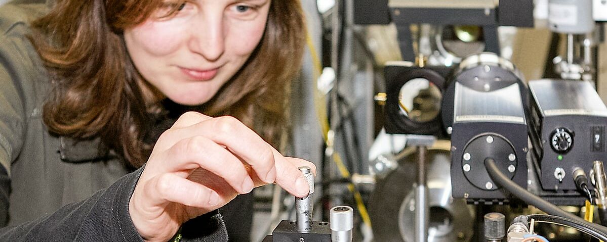 Atome, Cluster und kolloidale Plasmen